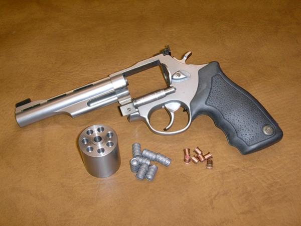 Muzzle Loading Handguns